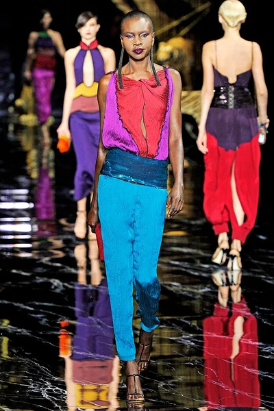 Look 35